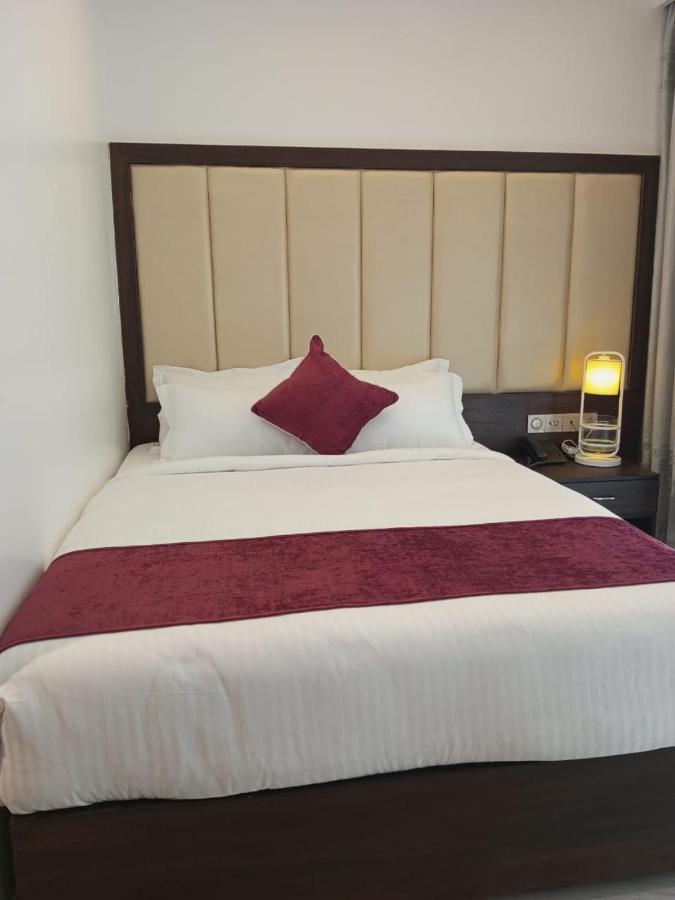 Shada Pathor Hotel & Resort Companiganj Екстериор снимка