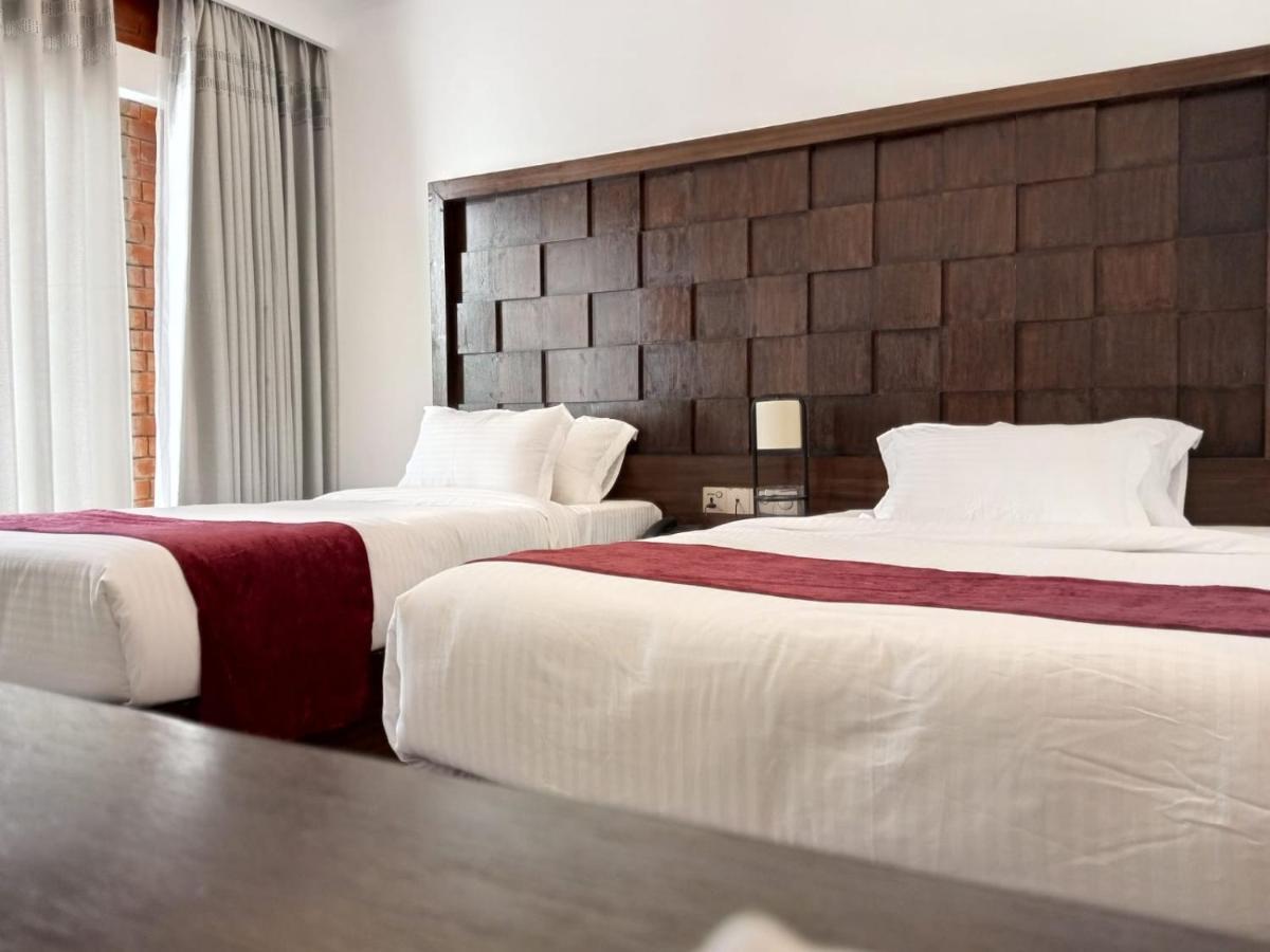 Shada Pathor Hotel & Resort Companiganj Екстериор снимка