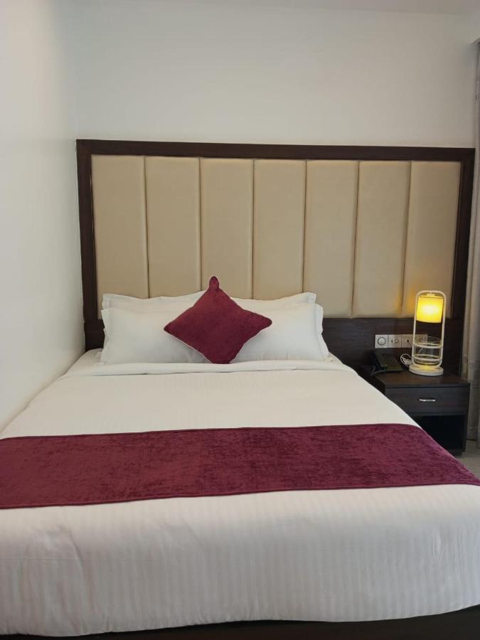 Shada Pathor Hotel & Resort Companiganj Екстериор снимка