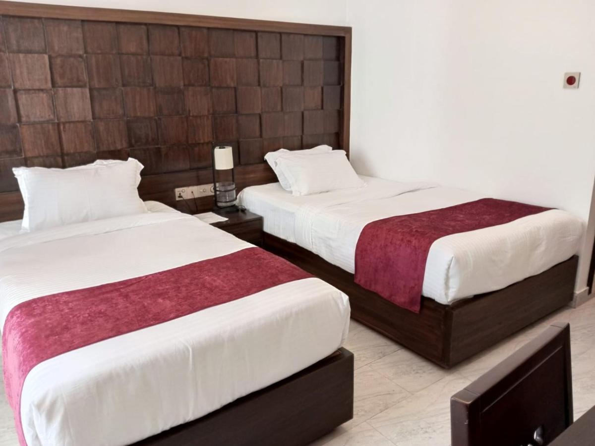 Shada Pathor Hotel & Resort Companiganj Екстериор снимка