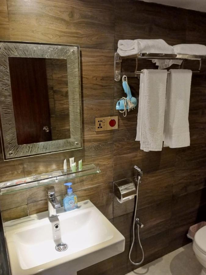 Shada Pathor Hotel & Resort Companiganj Екстериор снимка