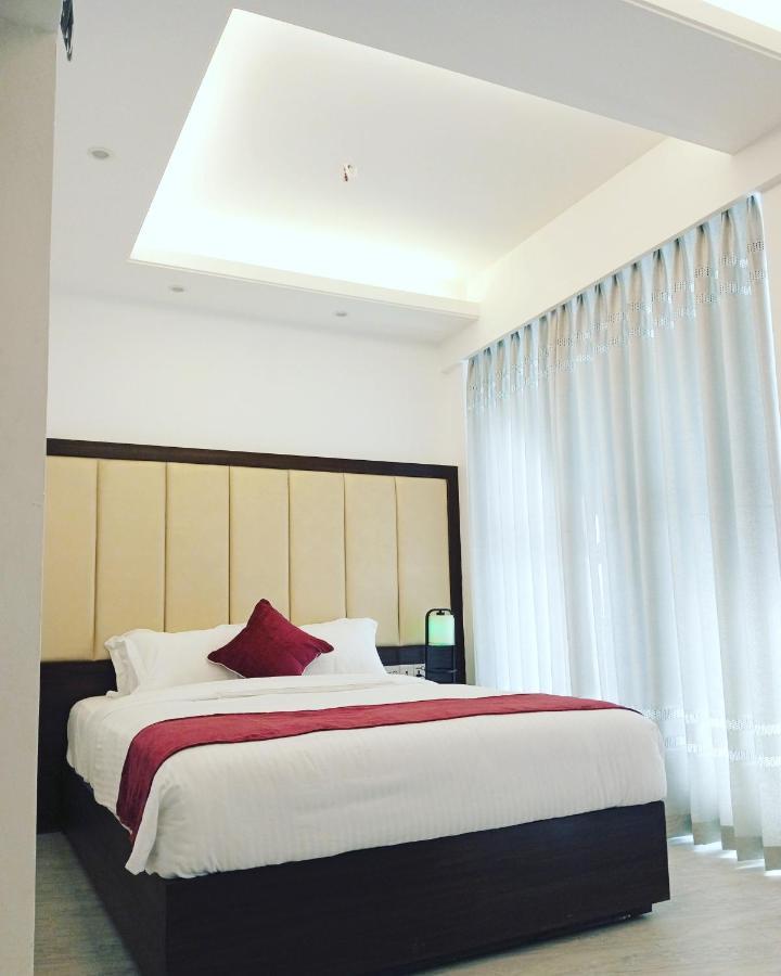 Shada Pathor Hotel & Resort Companiganj Екстериор снимка
