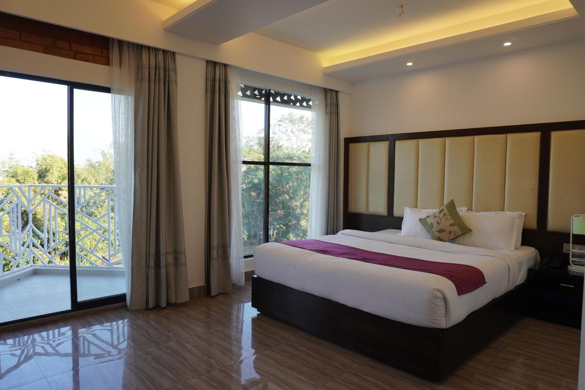 Shada Pathor Hotel & Resort Companiganj Екстериор снимка